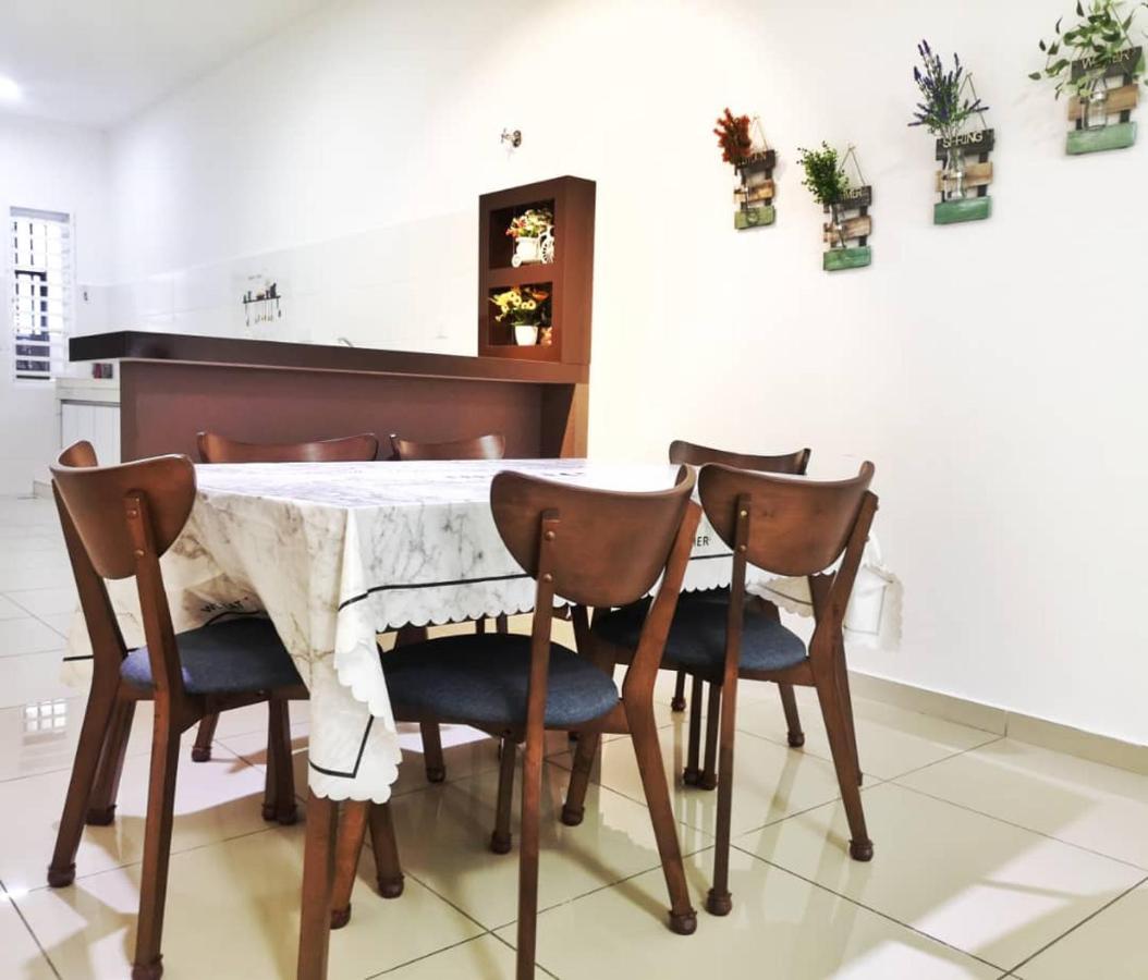 Holiday Homestay Seremban Zewnętrze zdjęcie